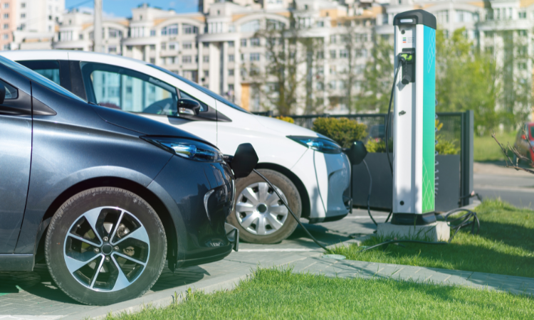El papel de los remaches en coches eléctricos y estaciones de carga