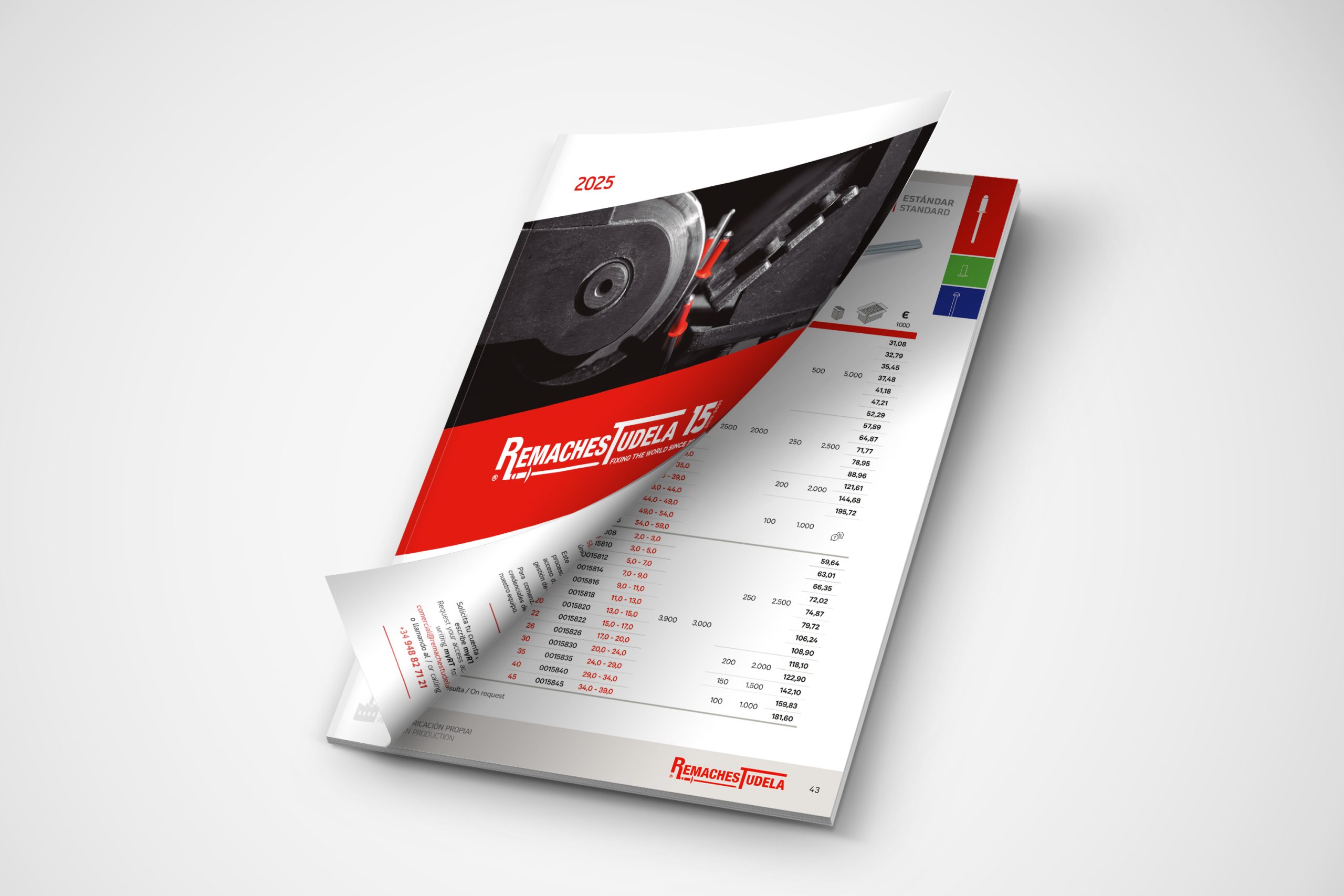 866247-a4-magazine-mockup-cover-opening